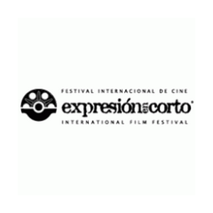 Expresion en Corto Logo